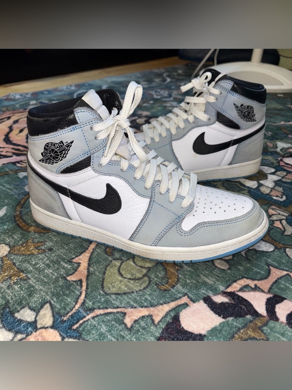 Air Jordan 1 Retro OG High University Blue UNC Men’s Size 10 Sneakers Shoes